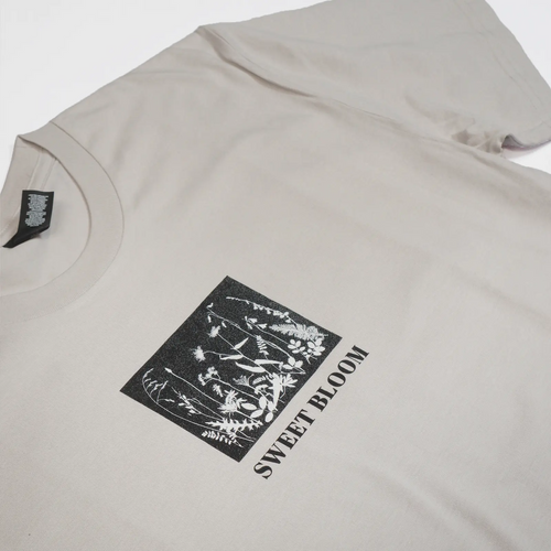25_Merch_CyanotypeTshirt_BONE_CloseUpFront
